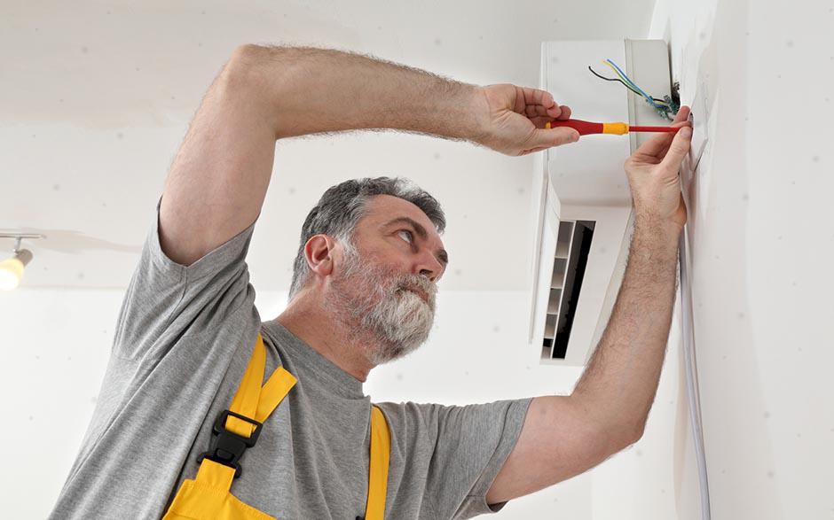 technicien électricien Lisses